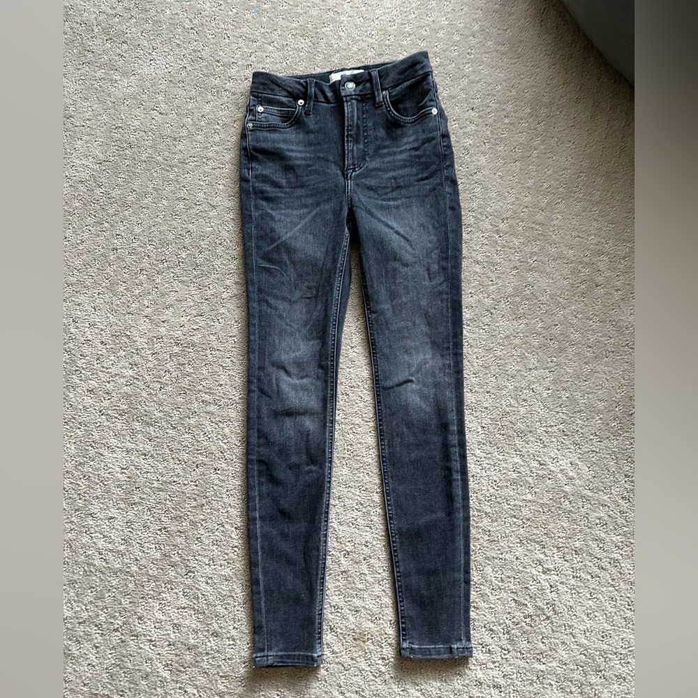 We the Free women’s size 24 black denim jeans.